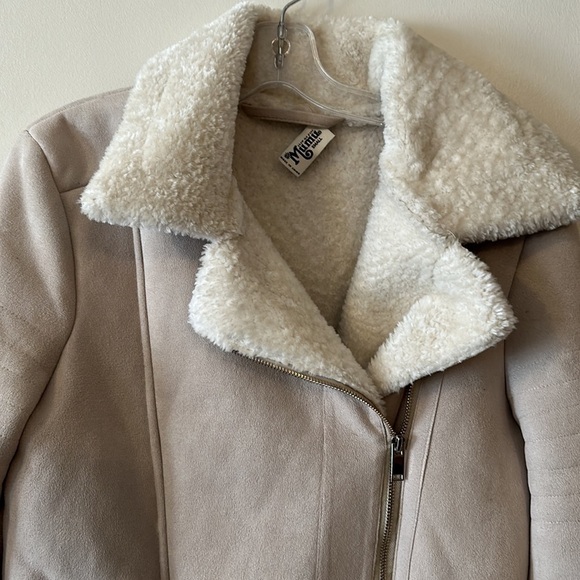 SHOW Me Your Mumu Calgary Coat in Horchata Faux Suede Cream Shearling - Picture 5 of 14